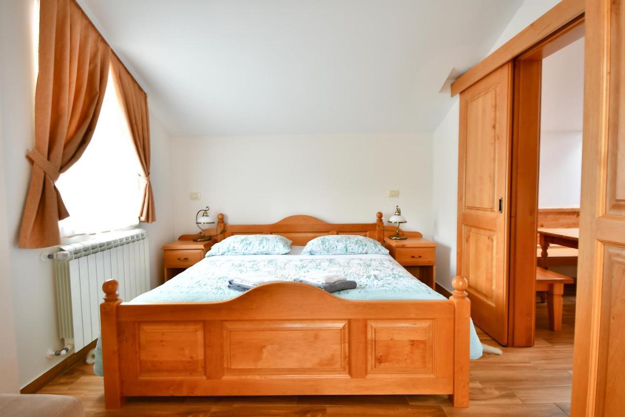 אילירסקה ביסטריצה Farm Stay Peternelj חדר תמונה